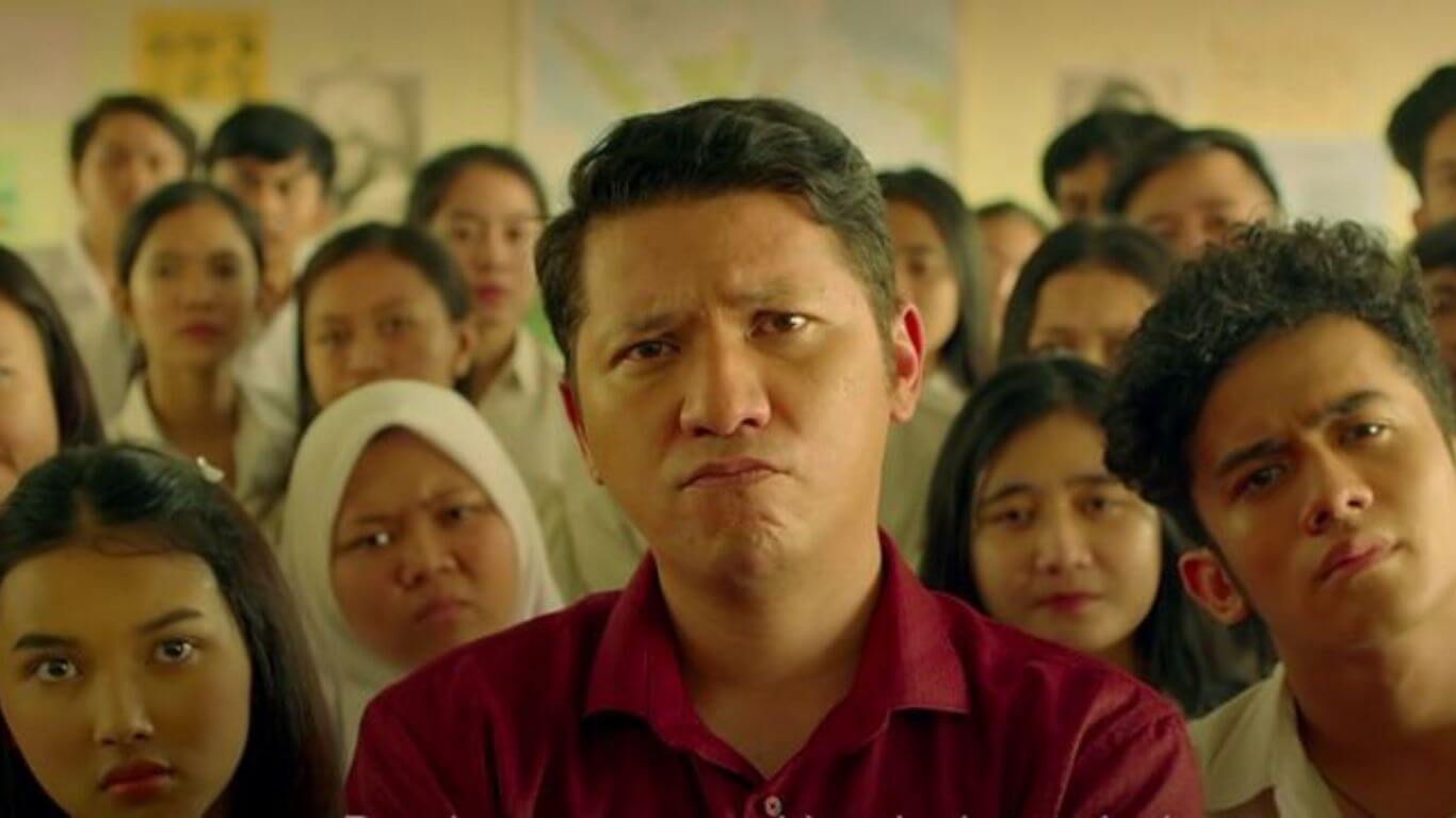Review Tentang Film Guru-Guru Gokil Indonesia